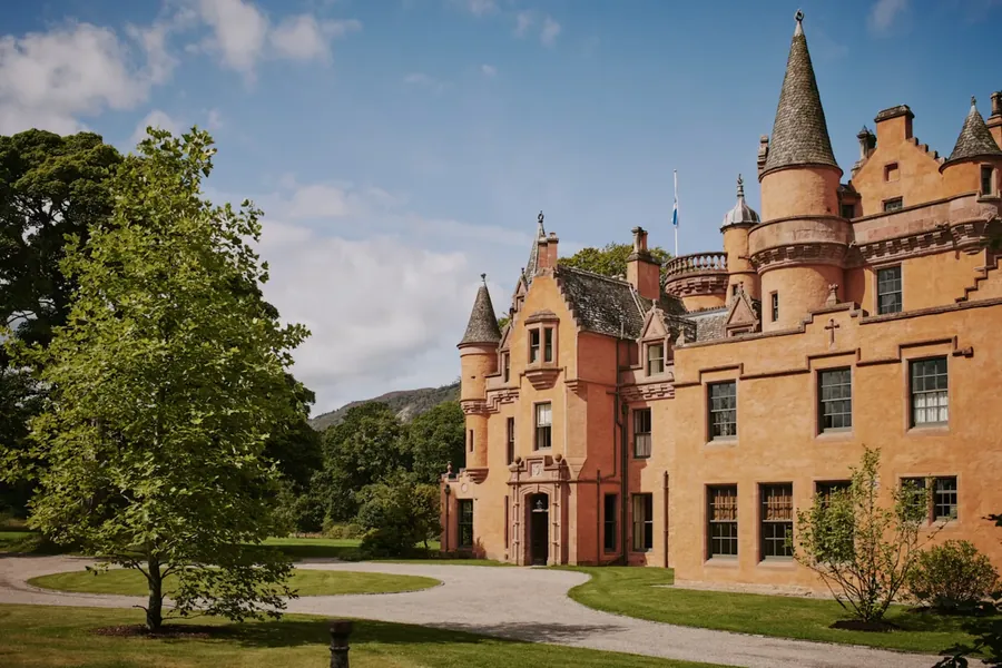 Aldourie Castle, Aldourie, Loch Ness, Inverness-shire