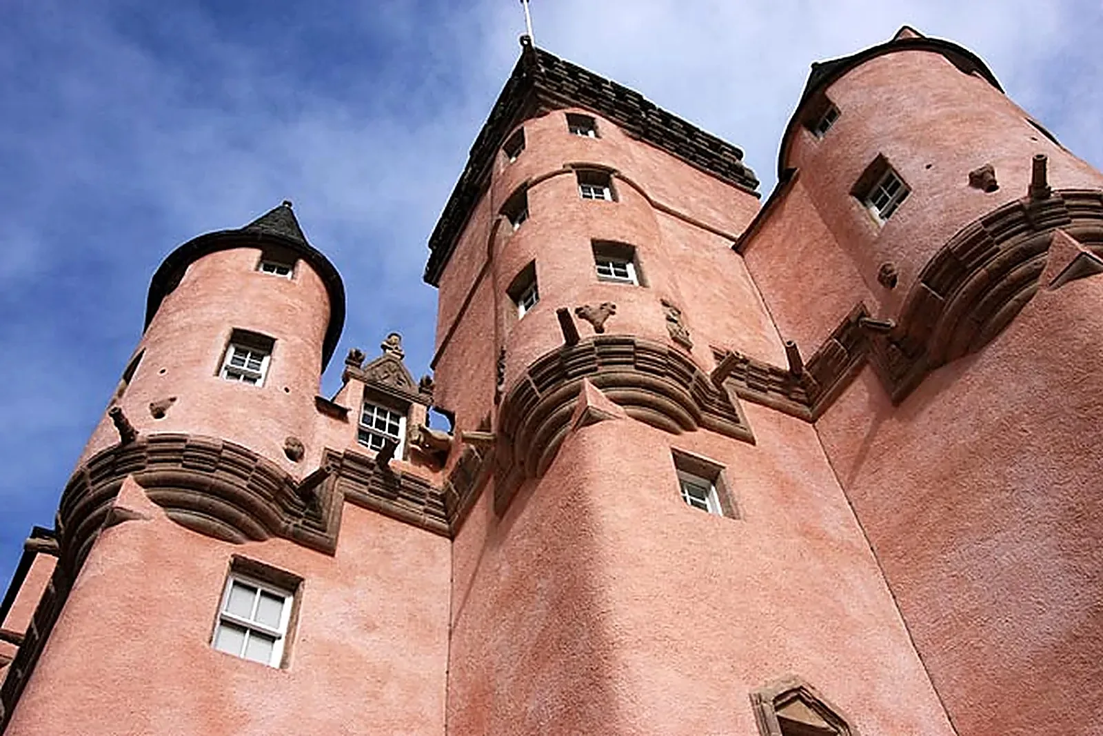 Craigievar Castle, Alford, Aberdeenshire — photograph 1