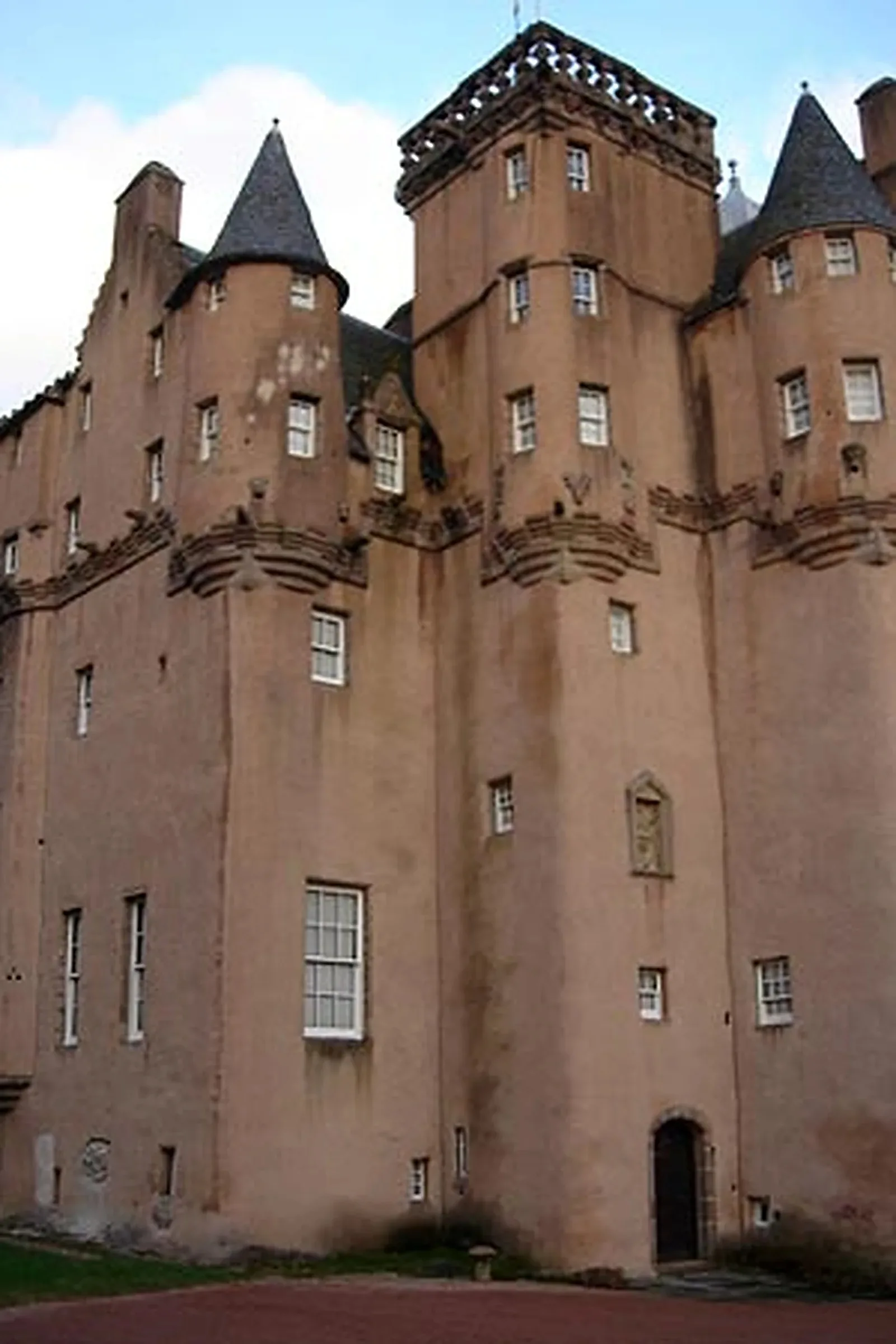 Craigievar Castle, Alford, Aberdeenshire — photograph 5