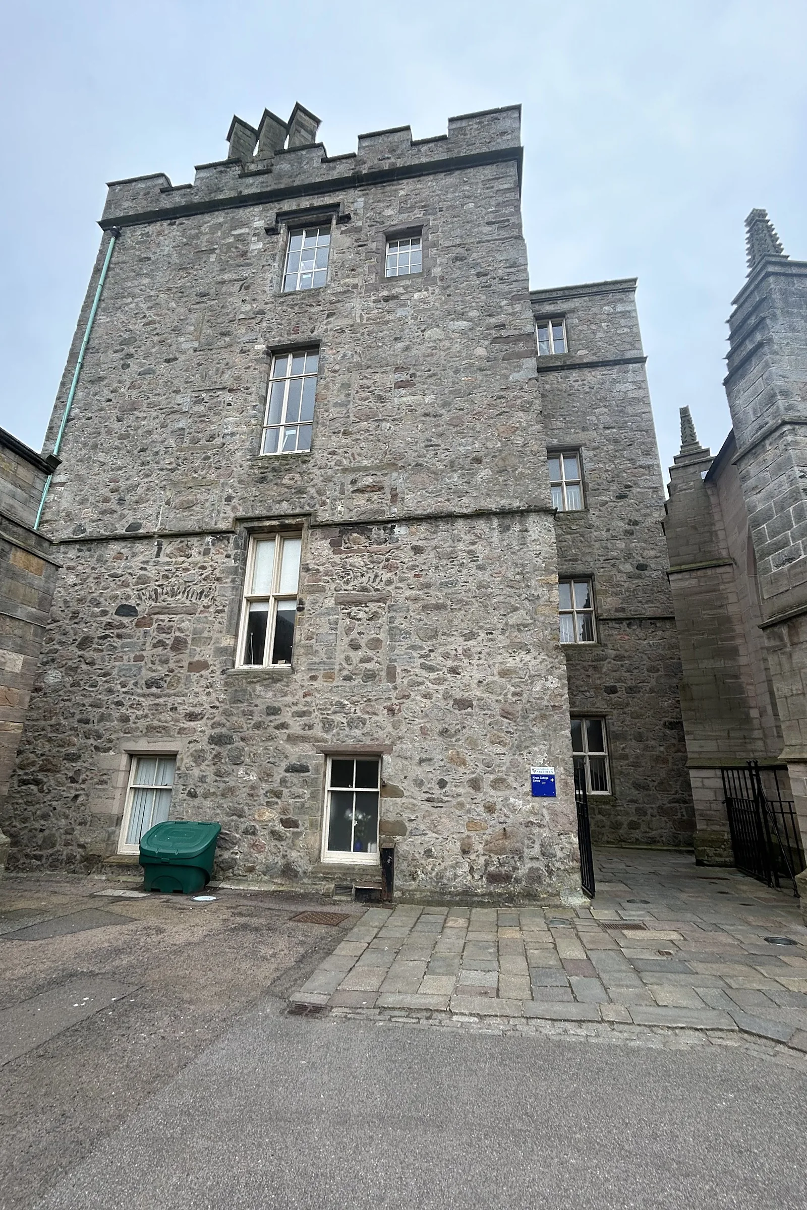 Cromwell Tower, King's College, University of Aberdeen — photograph 1