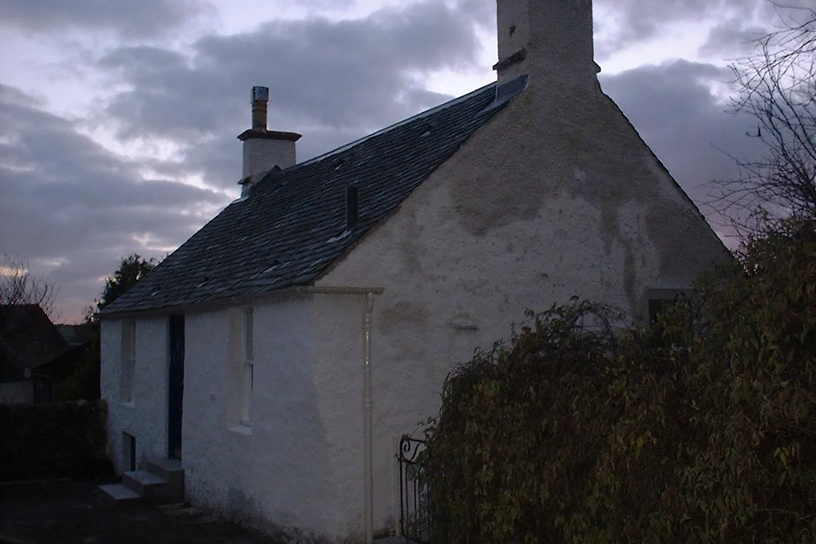 Traditional Cottage, Dollar, Dollar, Clackmannanshire — photograph 3