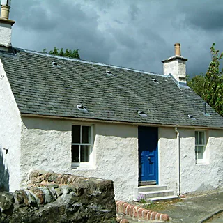Traditional Cottage, Dollar