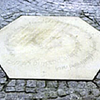 Elgin Feature Sculpture