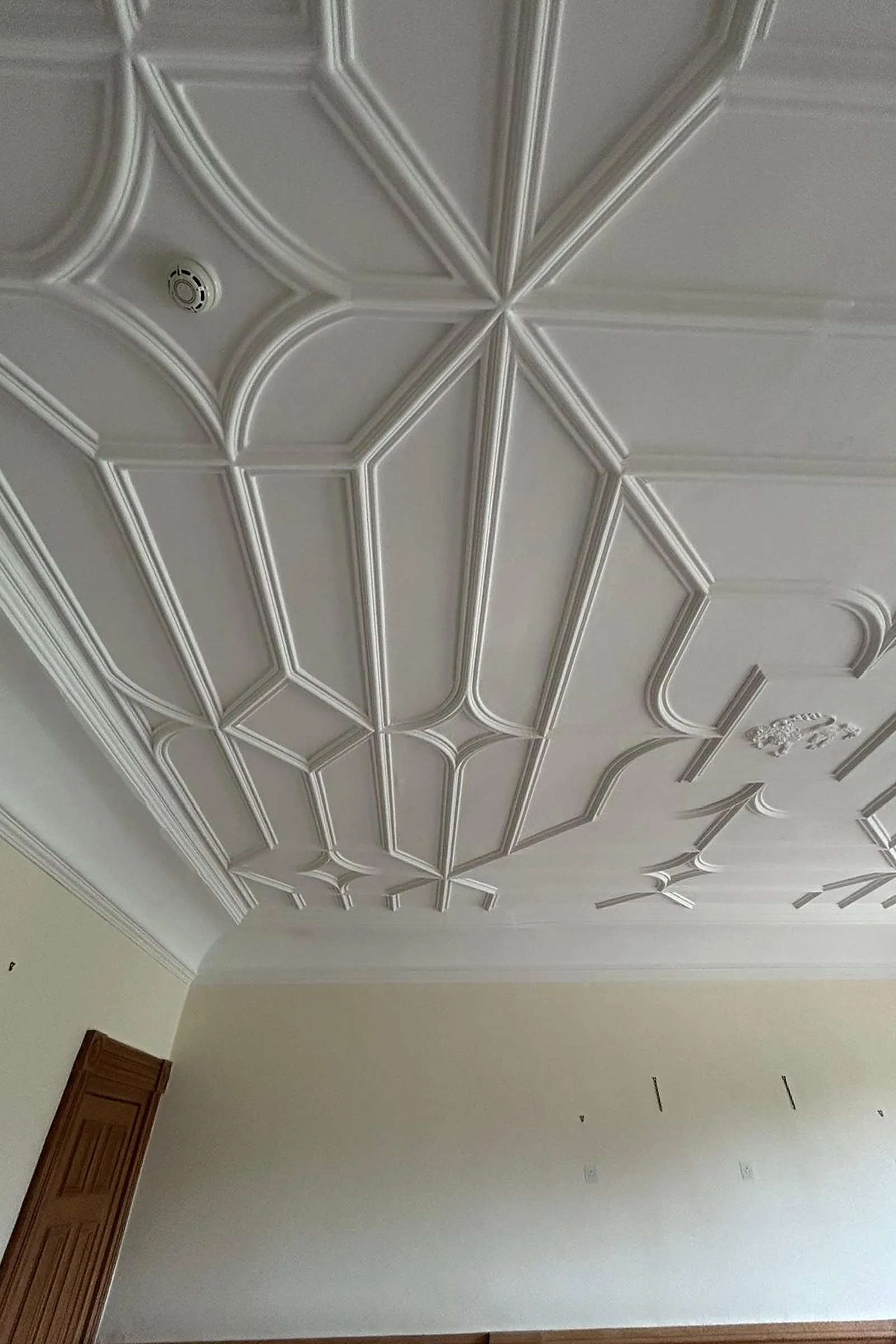 Glamis Castle Dining Room Ceiling, Glamis, Forfar, Angus — photograph 1