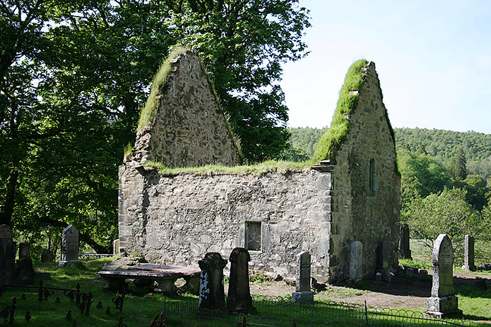Kilmorie Chapel, Strathlachlan, Argyll — photograph 1