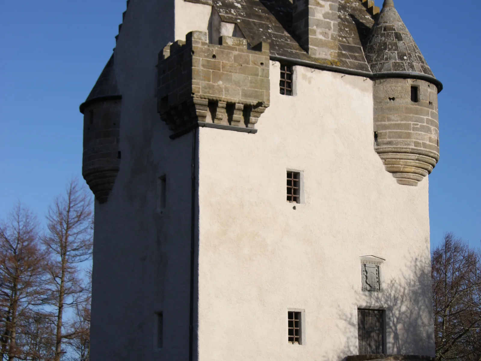 Coxton Tower, Lhanbryde: a seventeenth-century tower house in lime harl