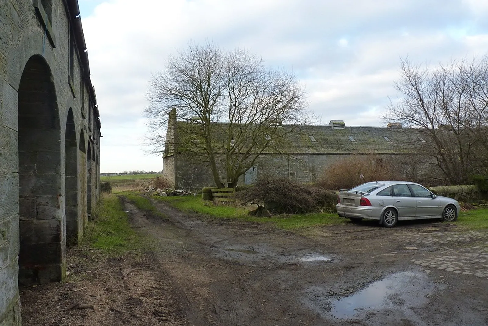 Logie Farm Steadings, Logie House Steading, Crossford, Dunfermline — photograph 1