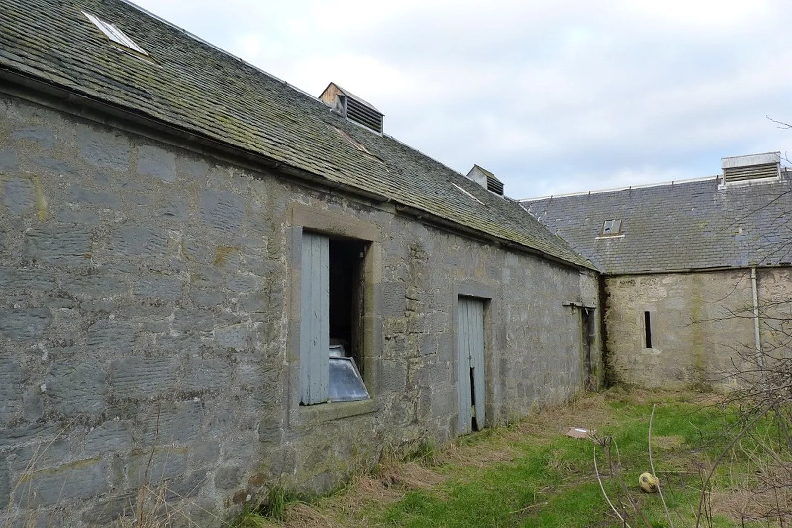Logie Farm Steadings, Logie House Steading, Crossford, Dunfermline — photograph 5