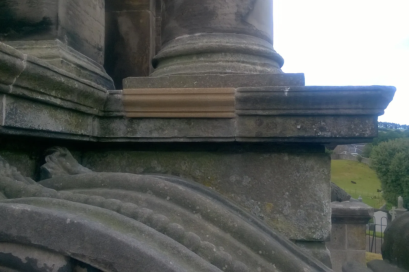 Sir Robert Peel Monument, Newmonthill Cemetery, Forfar, Angus — photograph 3