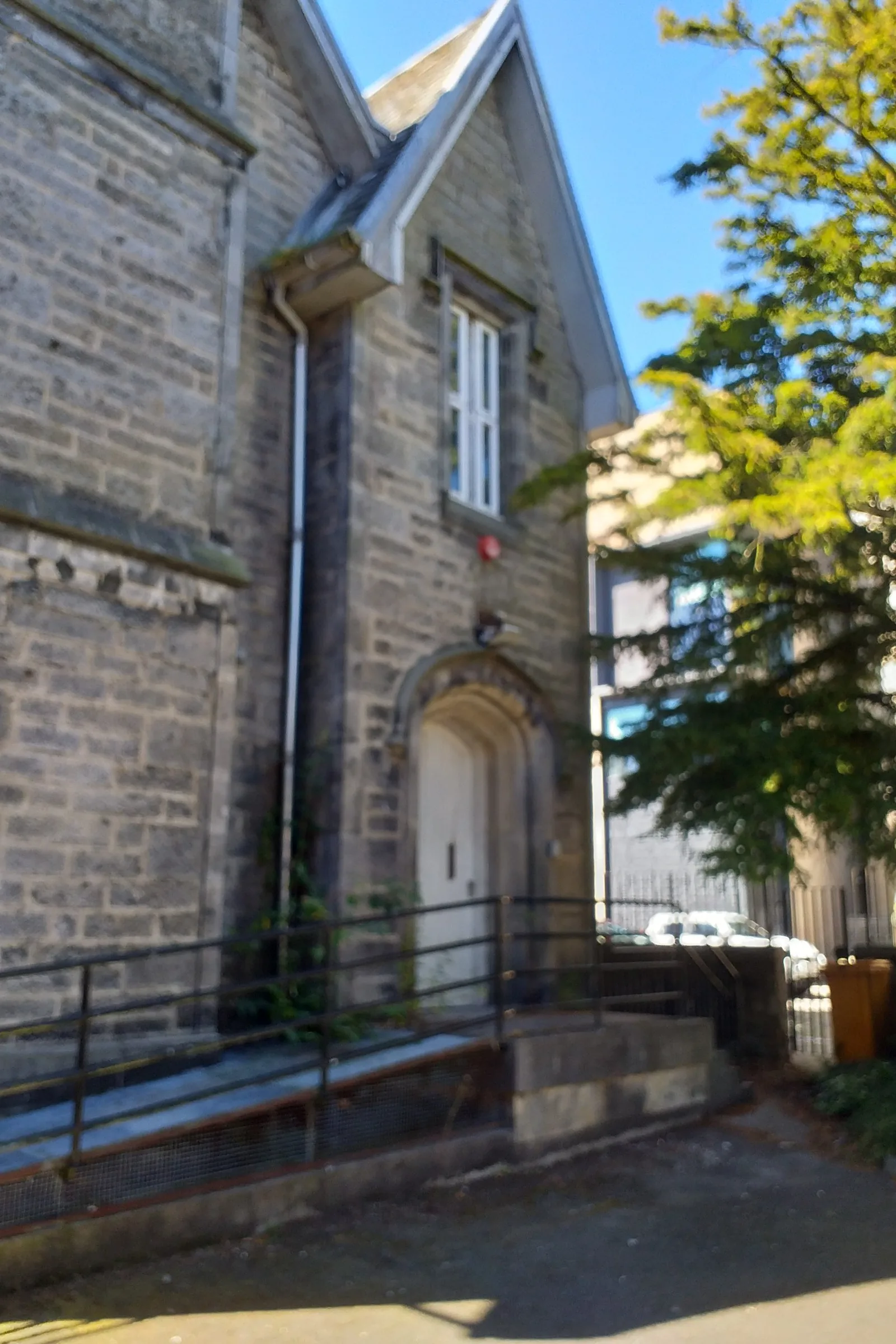 St Margaret's House, Dunfermline — photograph 2
