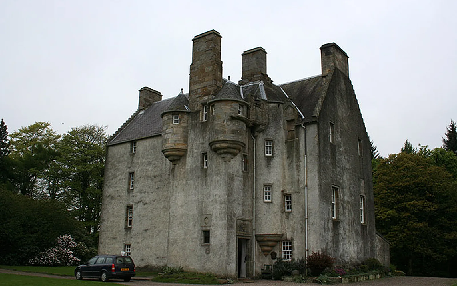 Tullibole Castle before restoration